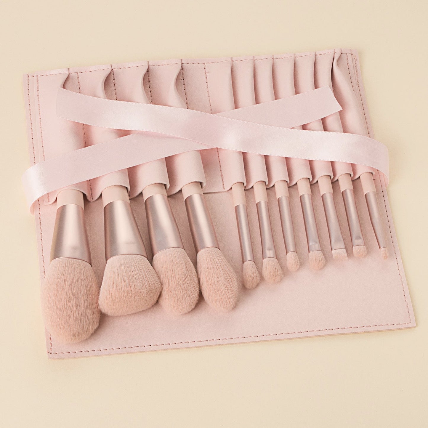 Soft Synthetic Fiber Makeup Brush Set with Pink Handles and Travel Case